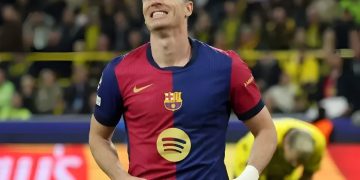 جوڵەی گەورەی لیڤاندۆڤسکی؛ دەمەوێت بەرامبەر ئینتەر یاری بکەم!