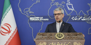 ئێران: سەبارەت بە پیتاندنی یورانیۆم بچووکترین نەرمیمان نابێت