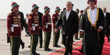 سوڵتانی عۆمان: سەرکەوتنی ئێران بە سەرکەوتنی ناوچەکە دەزانین