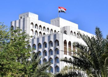 عێراق: فۆئاد حوسێن هەڵگری هیچ پەیامێکی ترەمپ بۆ ئێران نەبووە