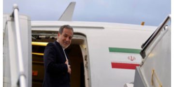 وەزیری دەرەوەی ئێران سەردانی سعودیە و دەوحە دەکات